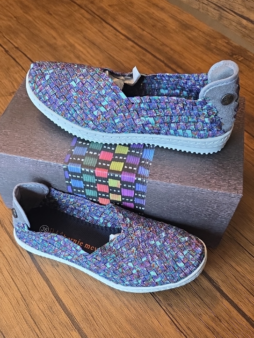 bernie mev. Jim Elle Paisley Slip-On
